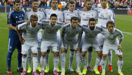 开云APP-美加墨世界杯焦点战，当黄蜂的一波流带走深圳队，我们看到了什么？