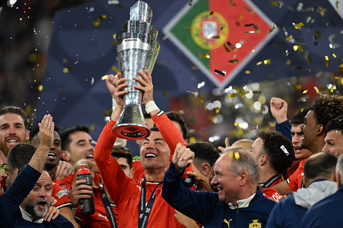 葡萄牙队完胜德国队，波尔统治全场