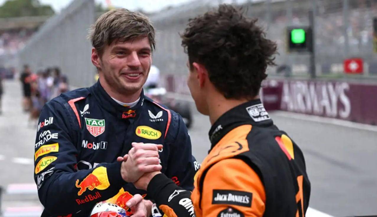 红牛二队轻取迈凯伦,汉密尔顿带队取胜 红牛二队轻取迈凯伦,汉密尔顿带队取胜