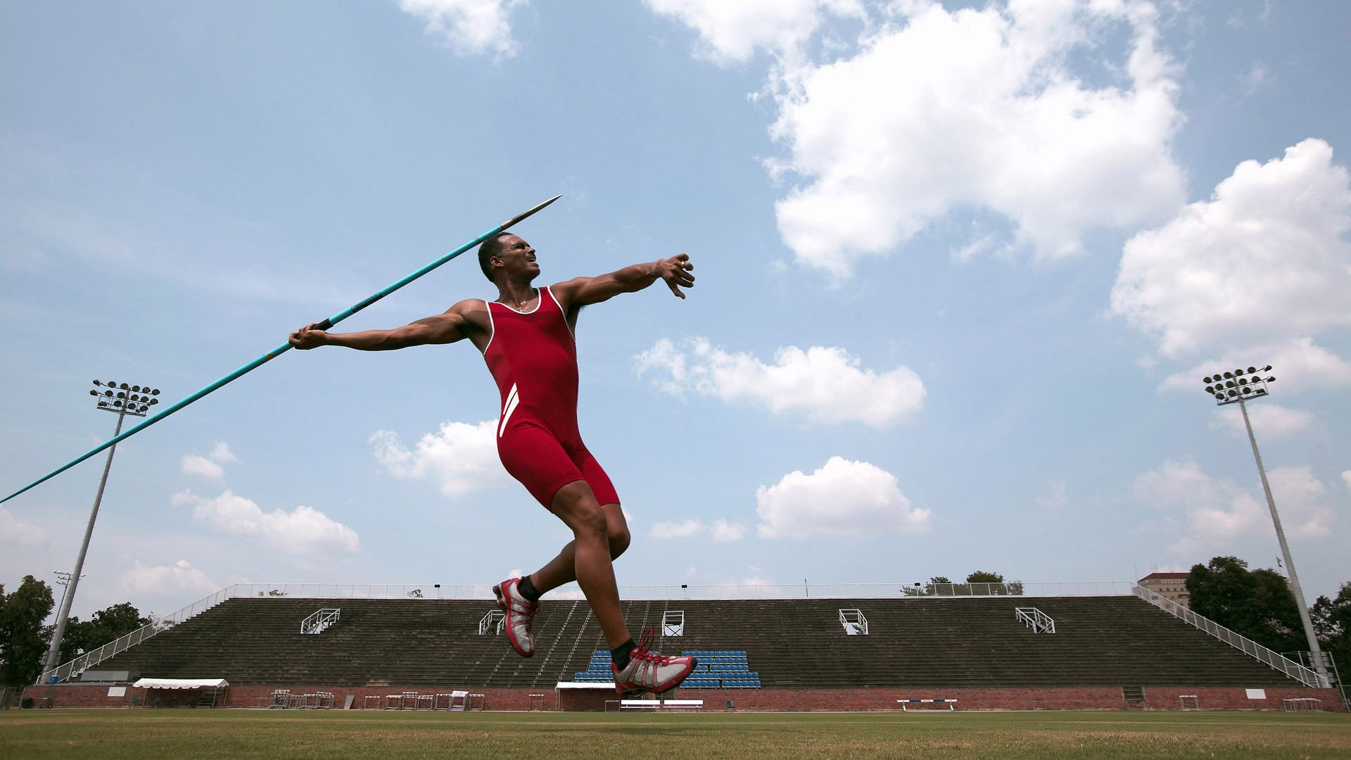 当北欧神话遇上高地悲歌,一场抢七背后的文明隐喻